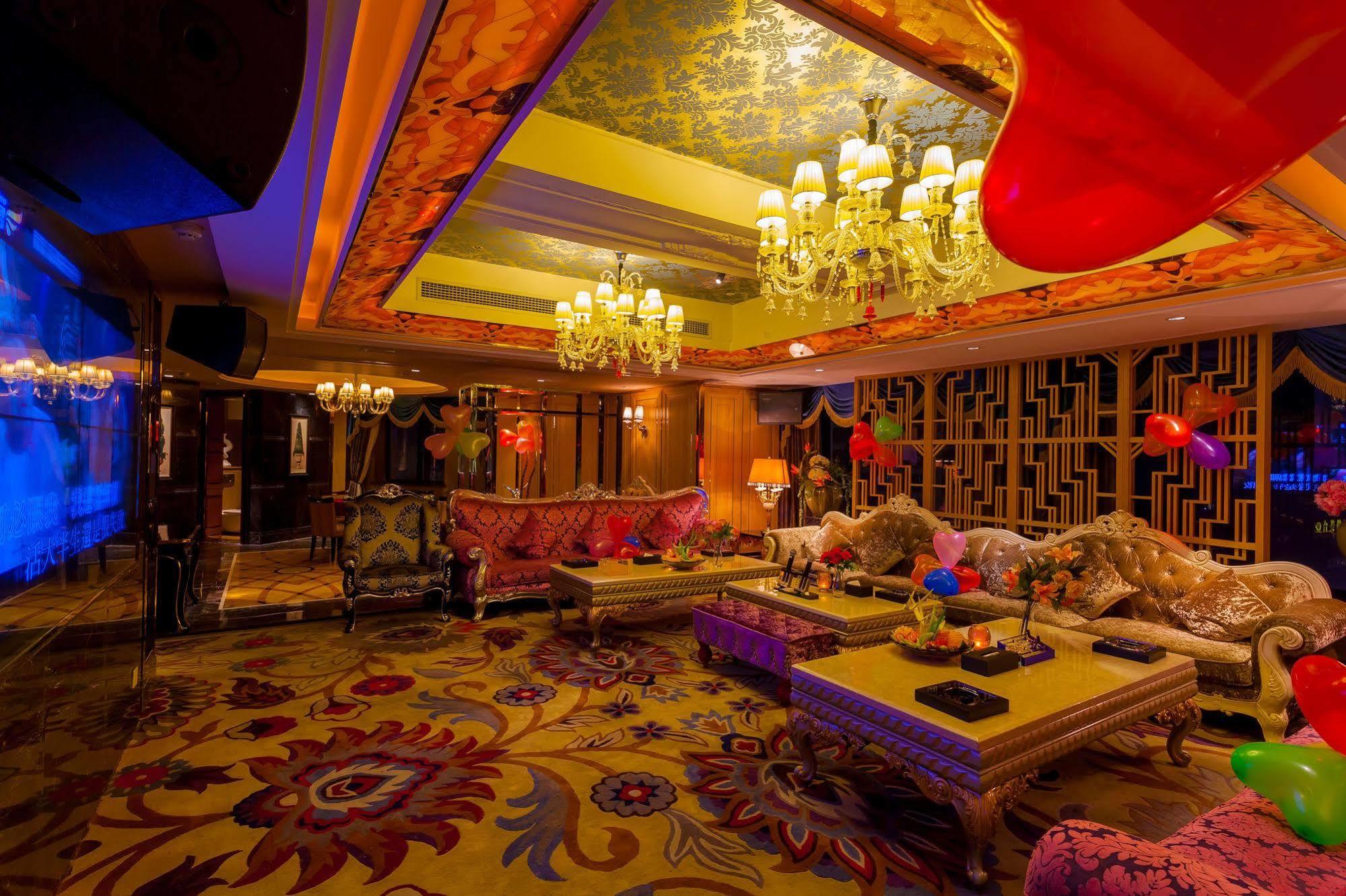 Celebrity City Hotel เฉิงตู ภายนอก รูปภาพ